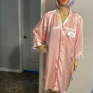 Vintage Secrets Night Shirt Medium